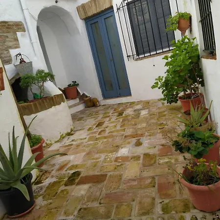 La Casita 1 *